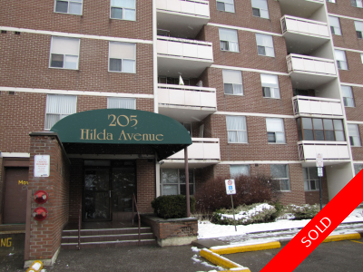 Toronto Apartment for sale:  3 bedroom  (Listed 2012-02-21)