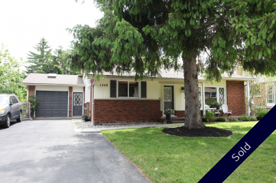 Burlington Detached for sale:  3 + 1  (Listed 2014-06-03)